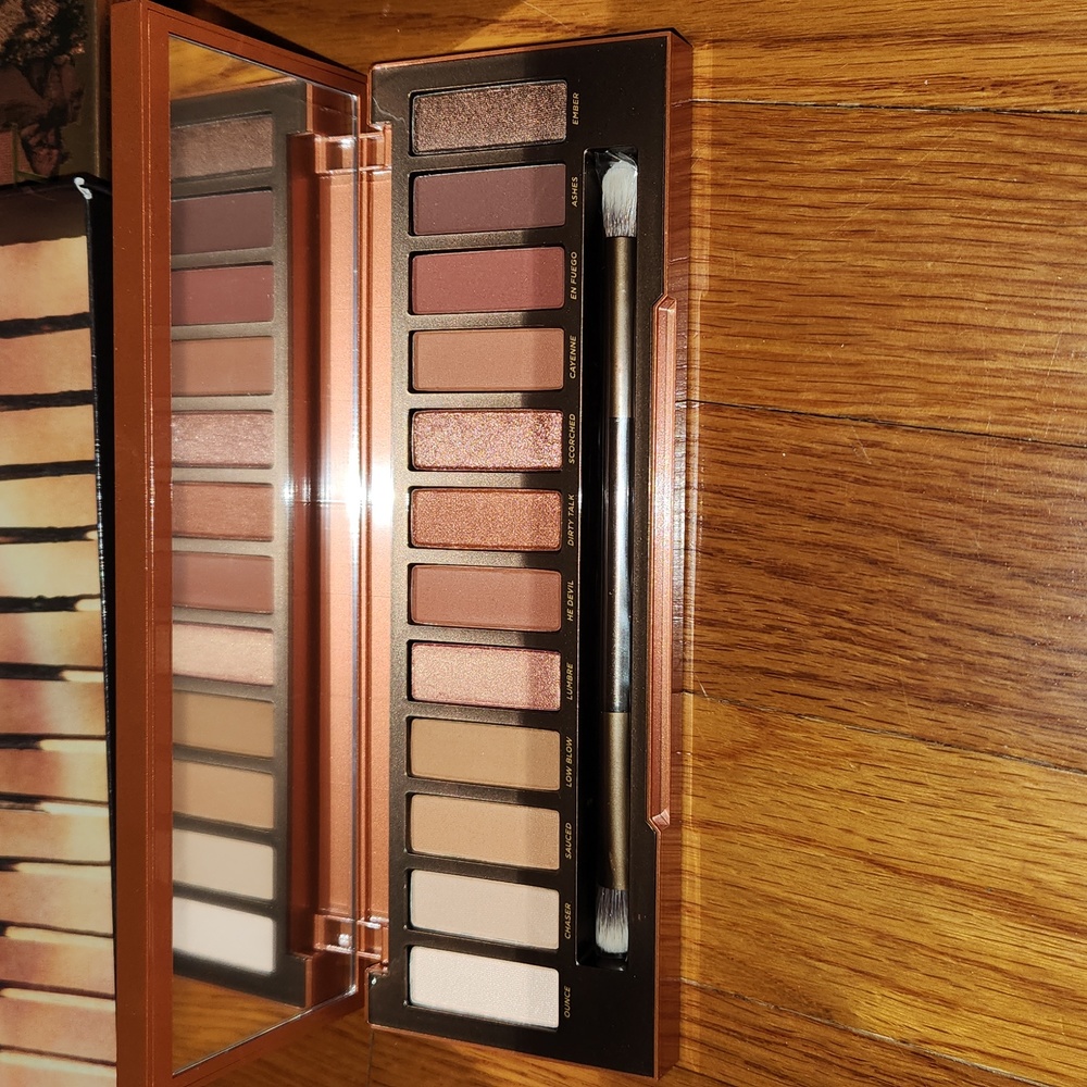 Urban Decay Naked Heat Palette